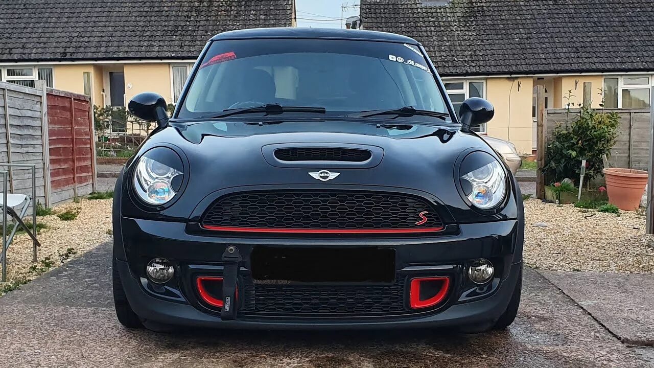 Фары mini cooper. Мини Купер р56. Mini r56. Mini Cooper r56. Воздухозаборник Mini Cooper r56.