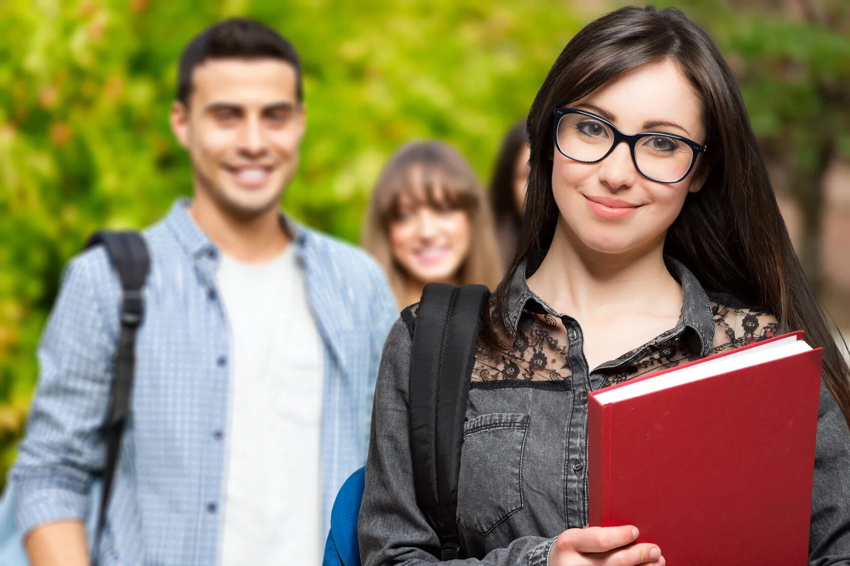 Students coming from. Студент в очках. Студент улыбка. Студенты стоковые. Студент фотоклипарт.