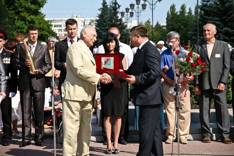 Старый оскол картинки. Новости оскола. Последние новости ст оскола. Скверы в старом осколе. День города новый оскол.