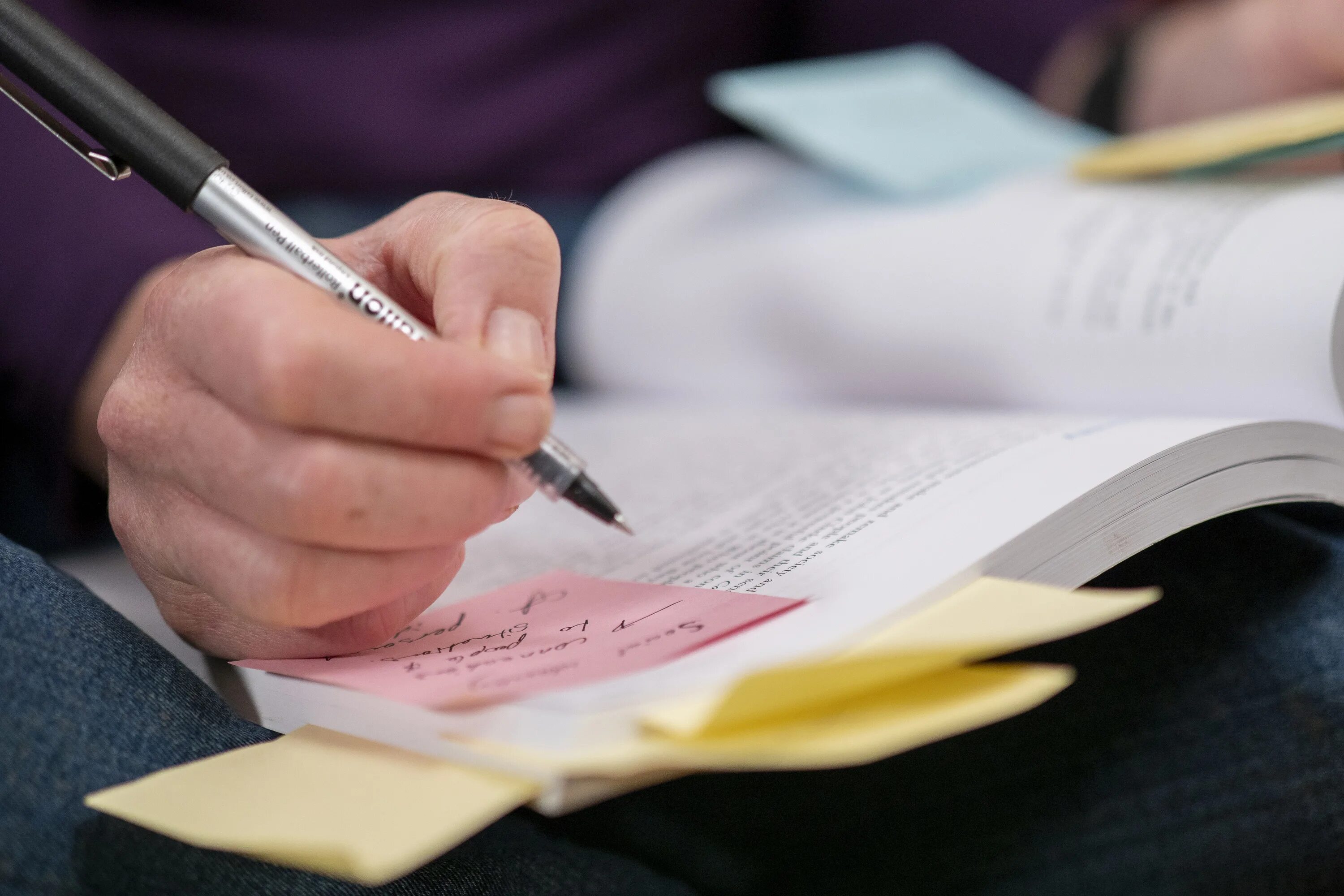 Study skills writing. Academic writing skills. researching and writing длинные. академическое письмо фото. academic writing picture.