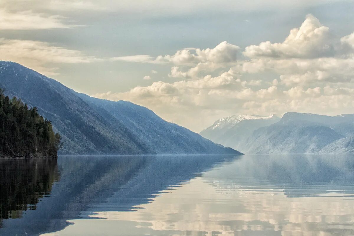 национальный парк озеро хубсугул. озеро хубсугул саяны. озеро хубсугул в монголии. младший брат байкала озеро тургояк. брат байкала.