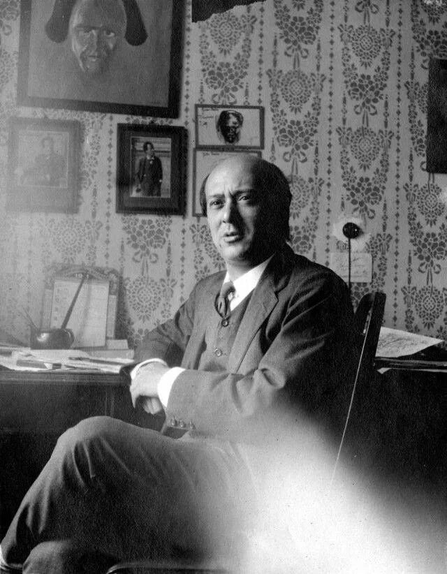Шёнберг композитор. Шонберг. Шонберг. Шонберг. Шонберг.
