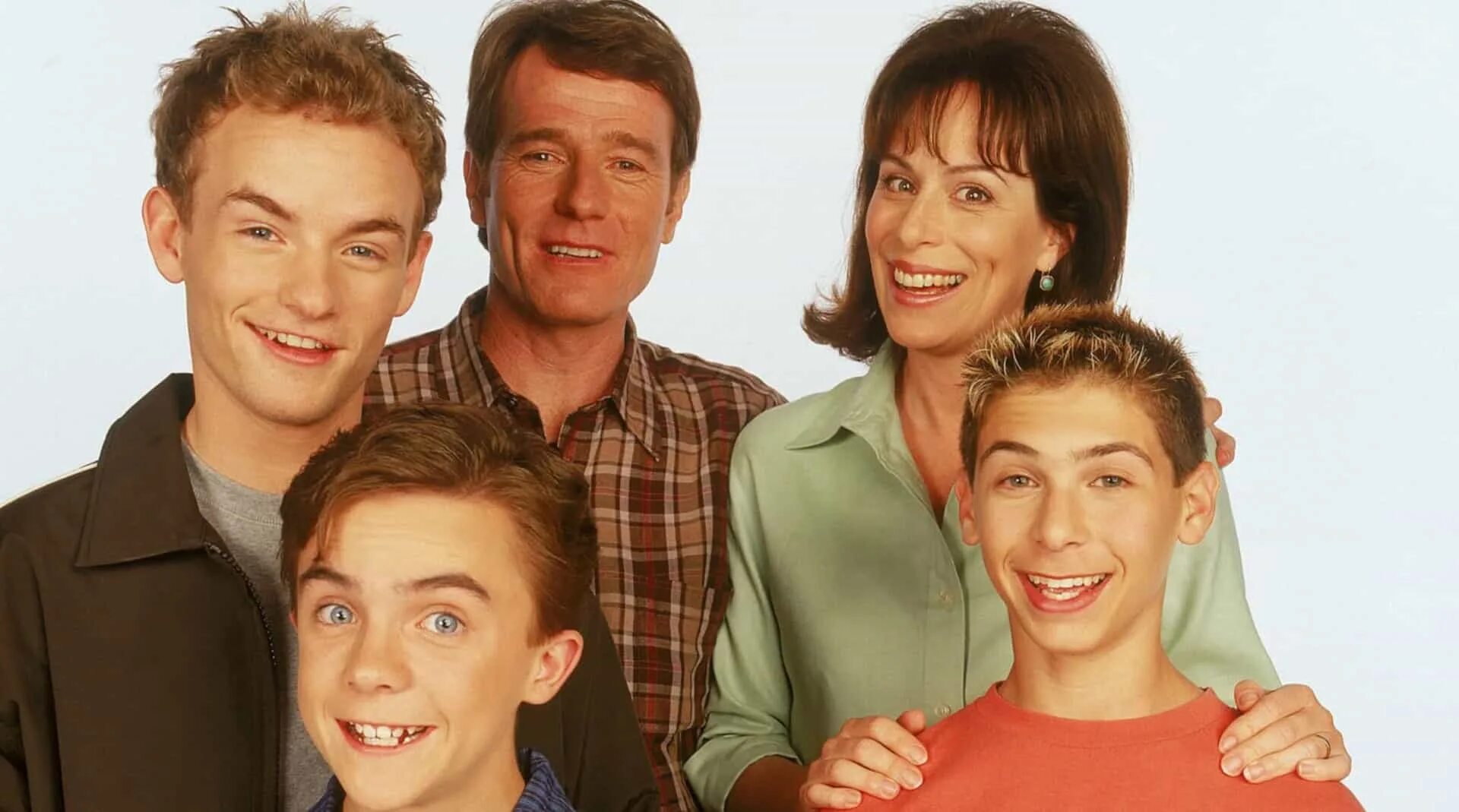 What s in the middle. Malcolm in the middle. малкольм в центре внимания брайан крэнстон.