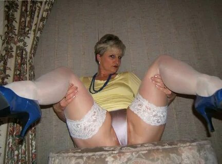 Women you could look up to - Gallery 756