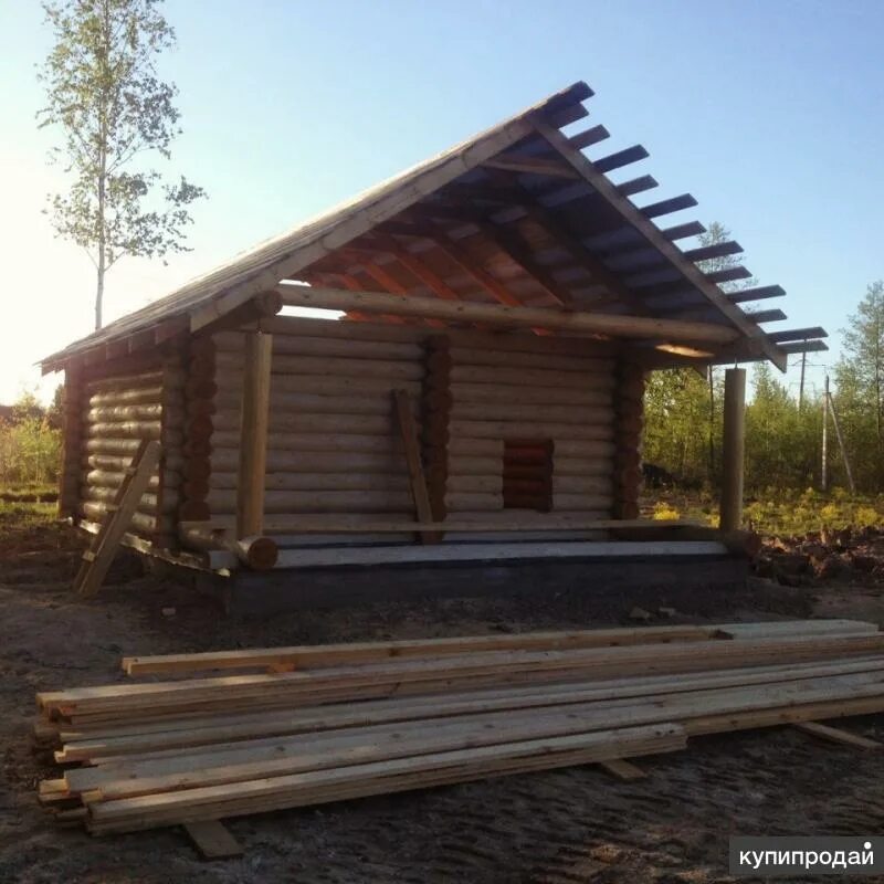 Баня новгородская область. Баня из сруба в деревне. Сруб бани с террасой. Баня на лужском в великом новгороде. Баня чапаевск.
