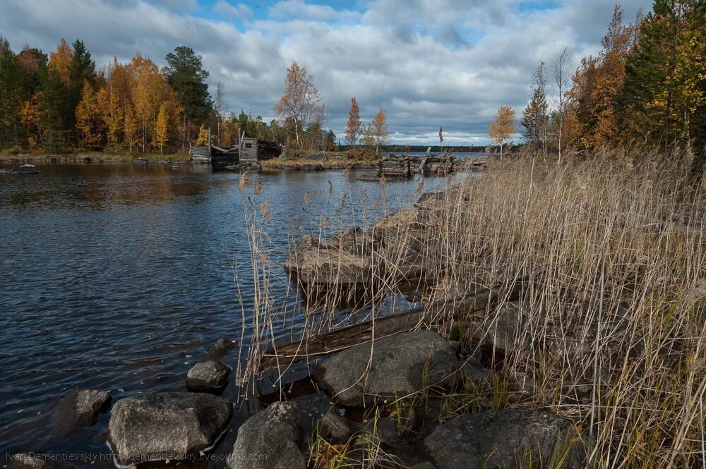 Погода в амбарном лоухский. Озеро Энгозеро. Река Воньга Карелия. Энгозеро Карелия поселок. Деревня Воньга Карелия.