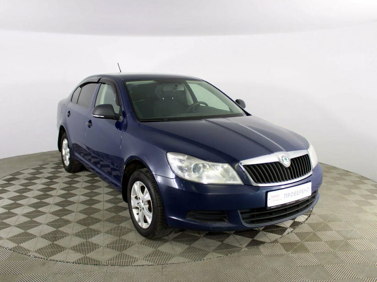 Skoda Octavia 2011 синяя. Купить октавию с пробегом в спб