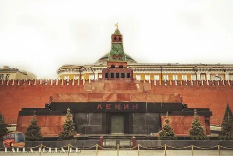 В каком городе мавзолей