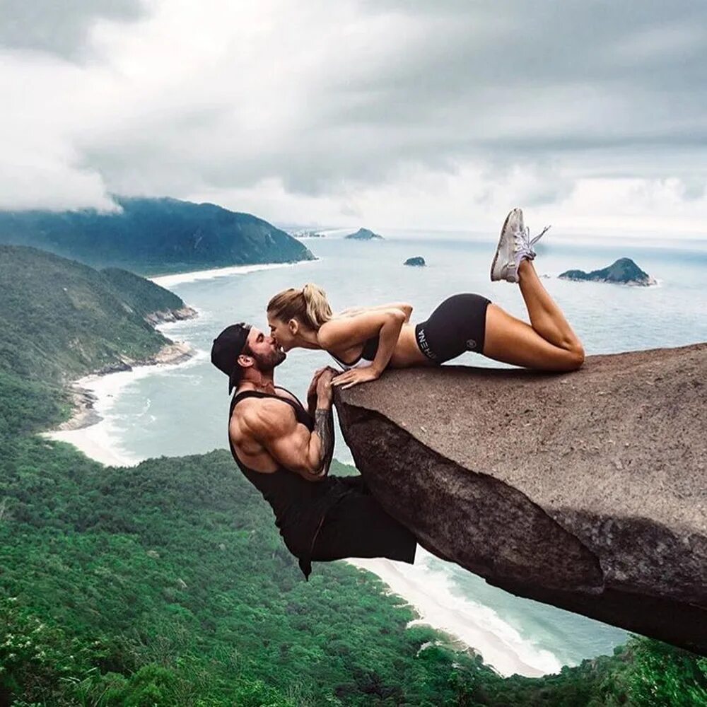 Девушка в шлеме. Клевые девушки. Офигенные фото. Офигенные фото. Крутые авы.