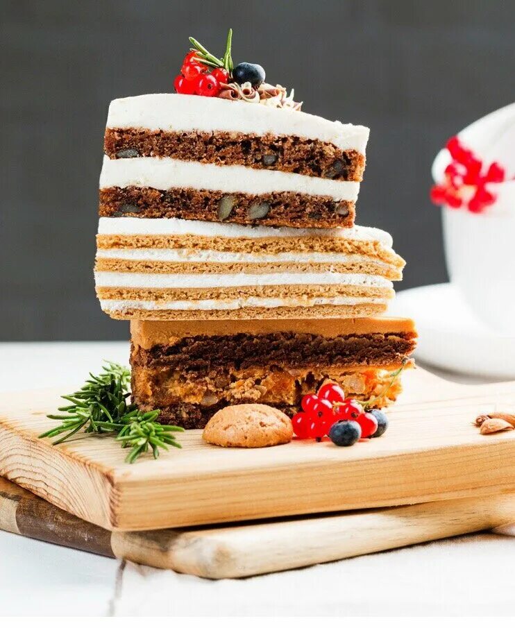 открытка с днем кондитерских изделий 9 декабря. домашний кондитер.