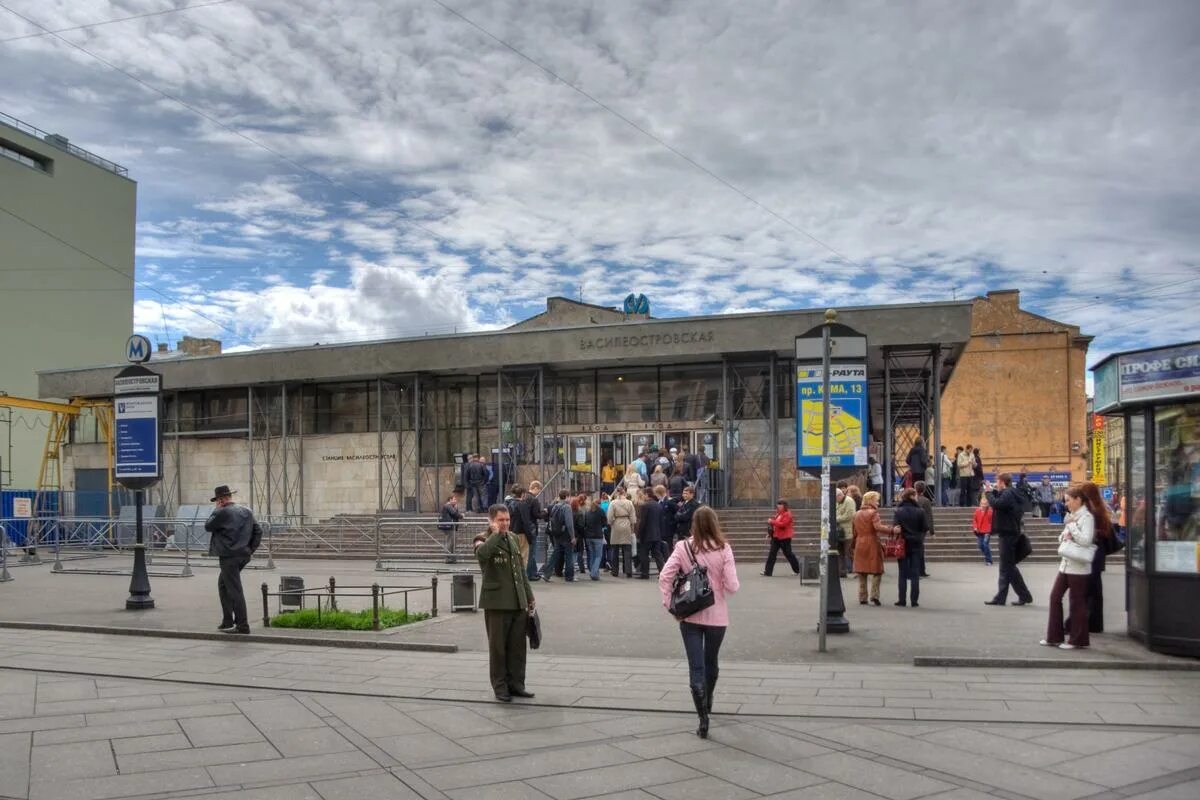 Станцию метро "Василеостровская" удлинили Канонер Дзен