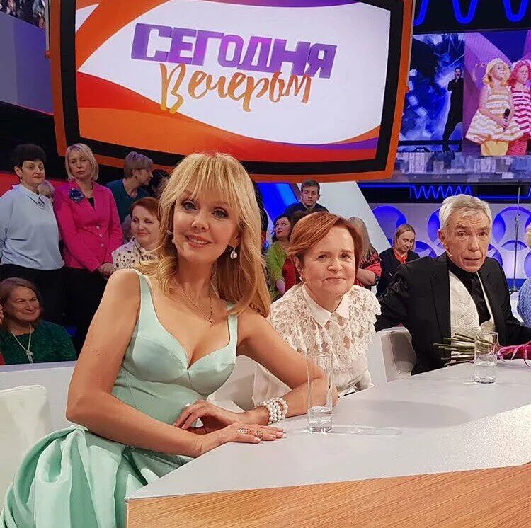 Программа передач на звезда сегодня вечером. Шоу утренняя звезда.
