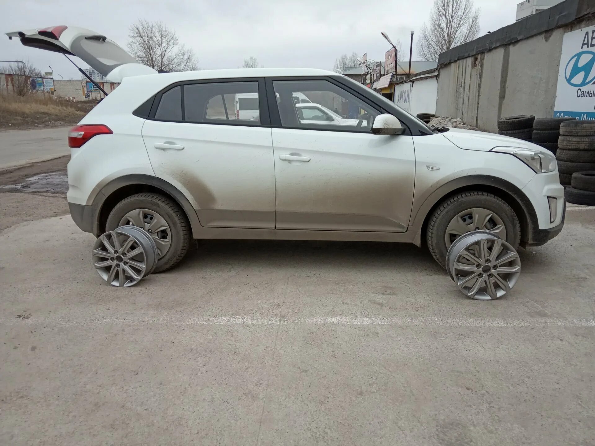 Диск колесный creta. Hyundai creta r18. белая creta hyundai диски 16. hyundai creta диски 16. hyundai creta диски кик.