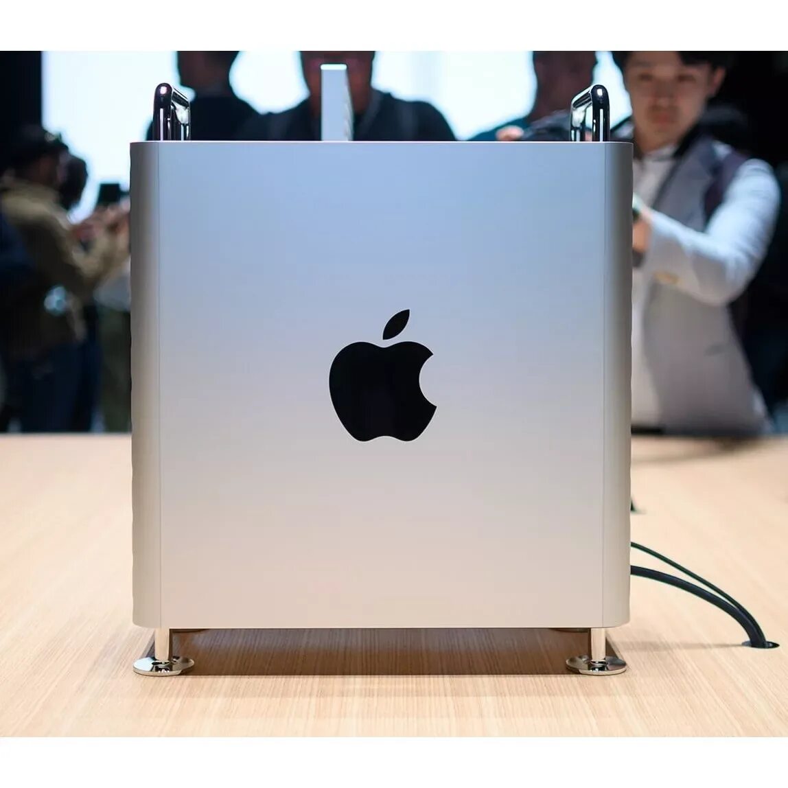 Системный блок Apple Mac Pro. Apple Mac Pro 2019. Компьютер Apple Mac Pro Pro 2019. Mac Pro 2021. Apple teleport купить