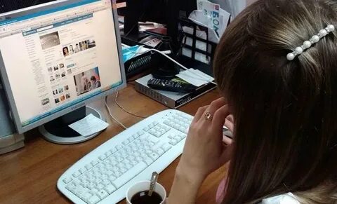 Человек для работы в социальных сетях