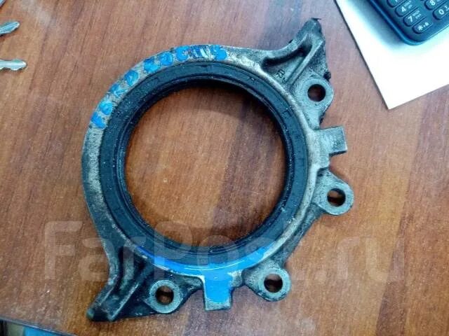 Задний сальник коленвала w123. Крышка заднего сальника коленвала d456. Крышка сальника коленвала 158qmj. Opel astra h 1. Сальник коленвала пежо 307.