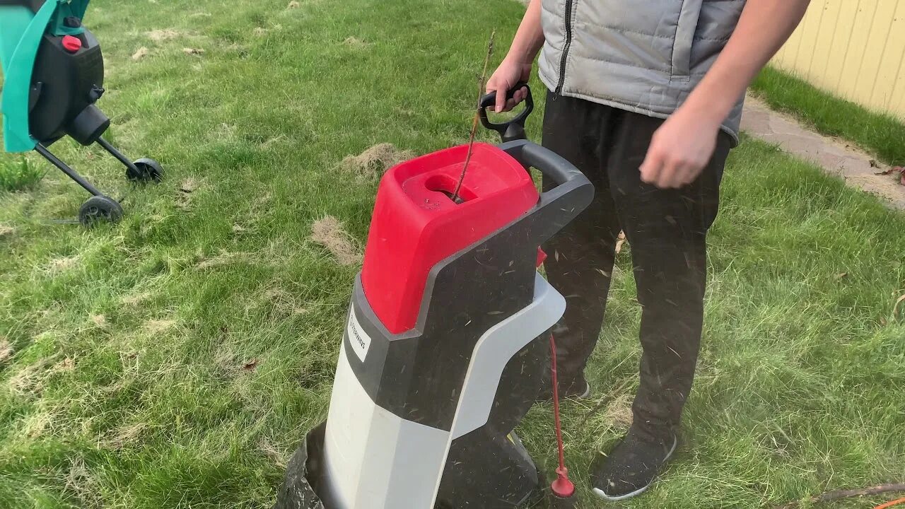 Измельчитель sterwins 2800. Измельчитель веток sterwins esh1-40. Измельчитель веток садовый электрический sterwins. Измельчитель садовый электрический sterwins 2500 вт. Sterwins 2500.