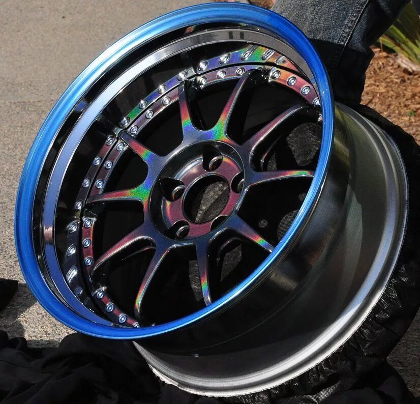 Тюнинг литые диски. Диски konig хамелеон. konig диски r18 с полкой. ssr wheels. красивые цветные диски.