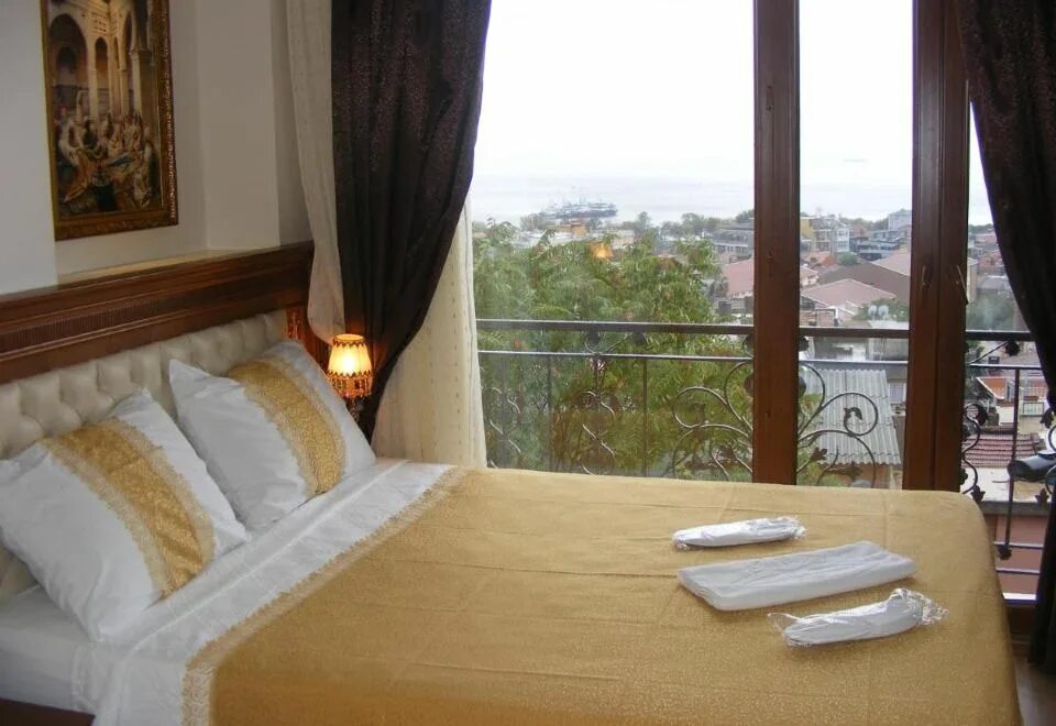 Истамбул хотел. Four side hotel istanbul. Истамбул холидей 3 стамбул отель. Отель conrad istanbul. Romance istanbul hotel стамбул.