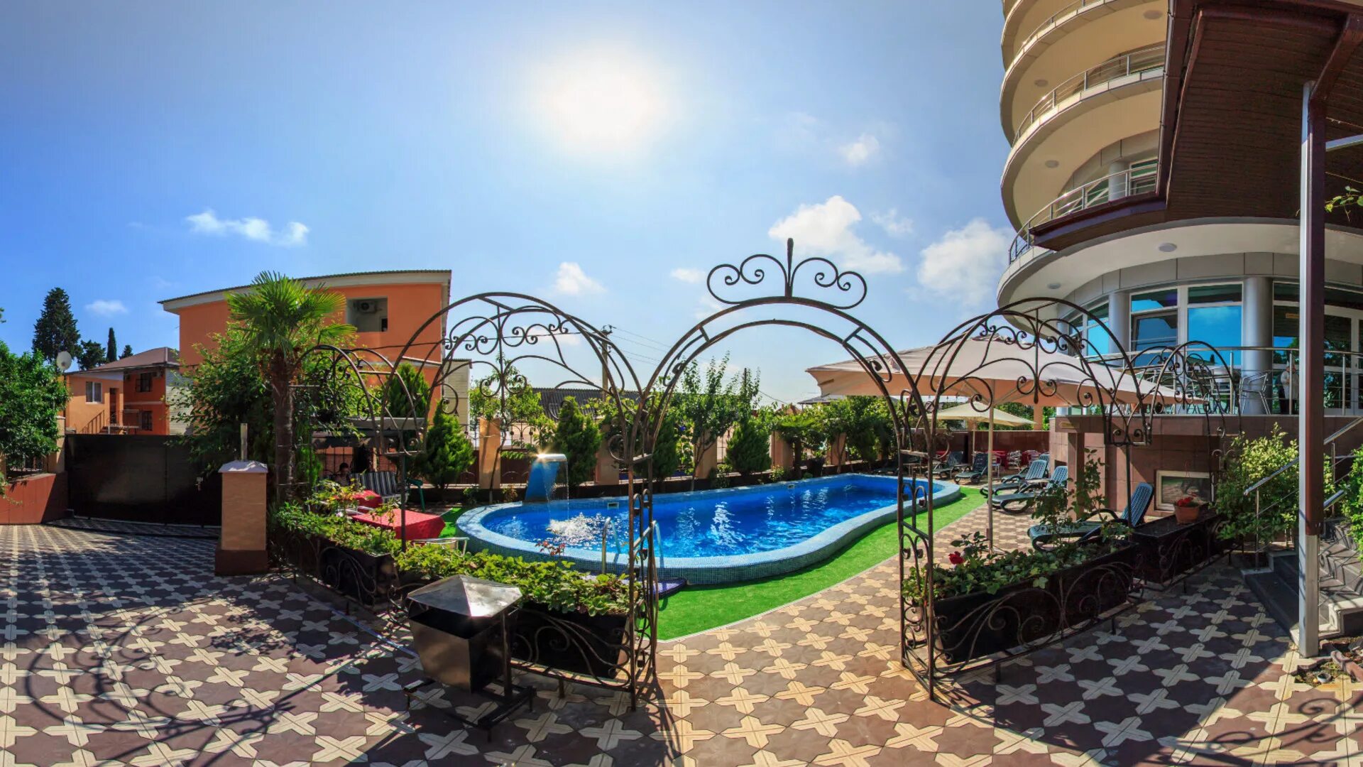 Гостевой дом лоо сочи. Лоо курортный городок. Лоо 2023. Милоо отель сочи. Лоо тула.