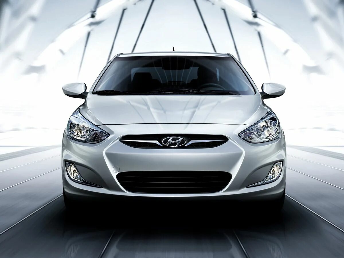 Купить хендай свежие объявления. Hyundai Accent 2011. Hyundai Solaris 2013. Hyundai Accent 2013 года. Hyundai Accent Blue 2011.