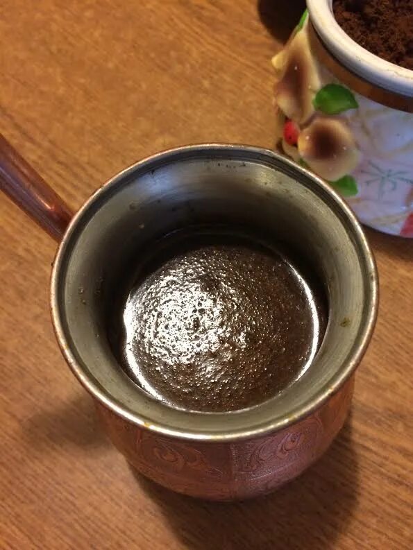 Как варить кофе без. Кофе в кастрюле. заварить какао в турке. сварить кофе без турки в домашних условиях. как сделать кофе дома.