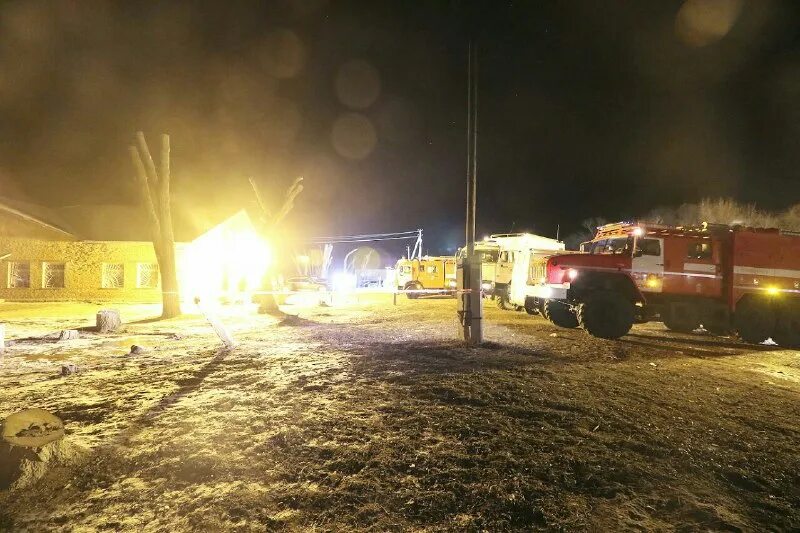Пожар на нефтепроводе в селе красноармейское. Пожар на нефтепроводе в селе красноармейское 2018. Пожар на нефтепроводе в оренбургской. Техногенные пожары. Техногенные пожары.