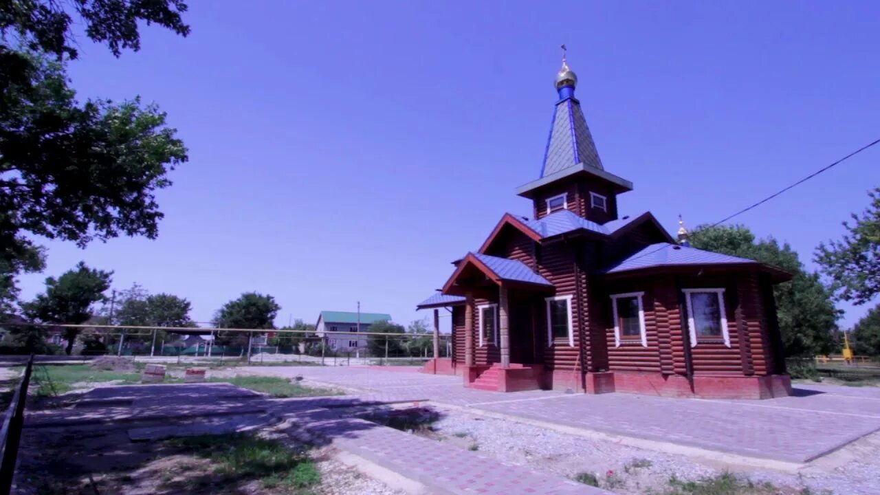 Х лебеди краснодарский край калининский район. Хутор лебеди Краснодарский край. Калининский район Хутор лебеди. Хутор Ангелинский Калининский район Краснодарский край.