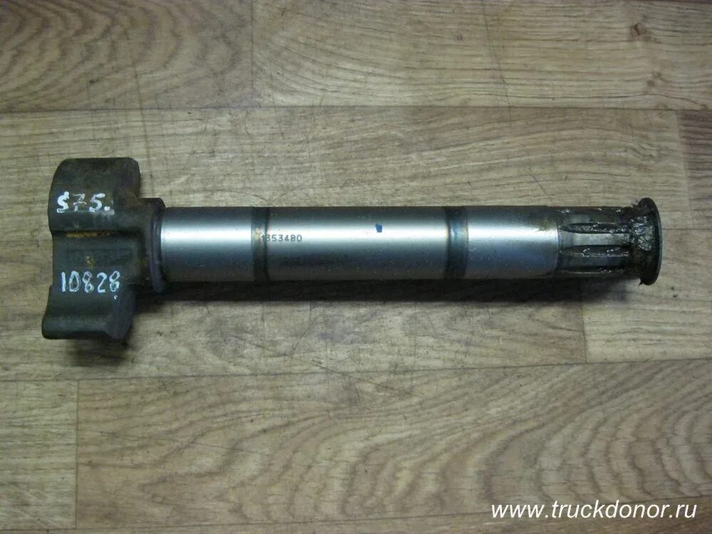 Как снимать тормозной вал 81503010271 MAN Вал тормозной L 525mm бу купить по цене от 59653 ₸ AC1640620 i