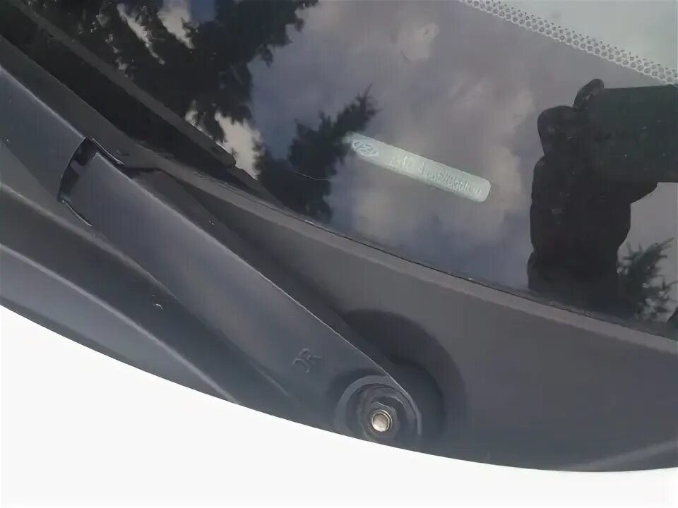 23. Колпачок на поводок дворника - Hyundai Solaris, 1,6 л, 2015 года расходники 