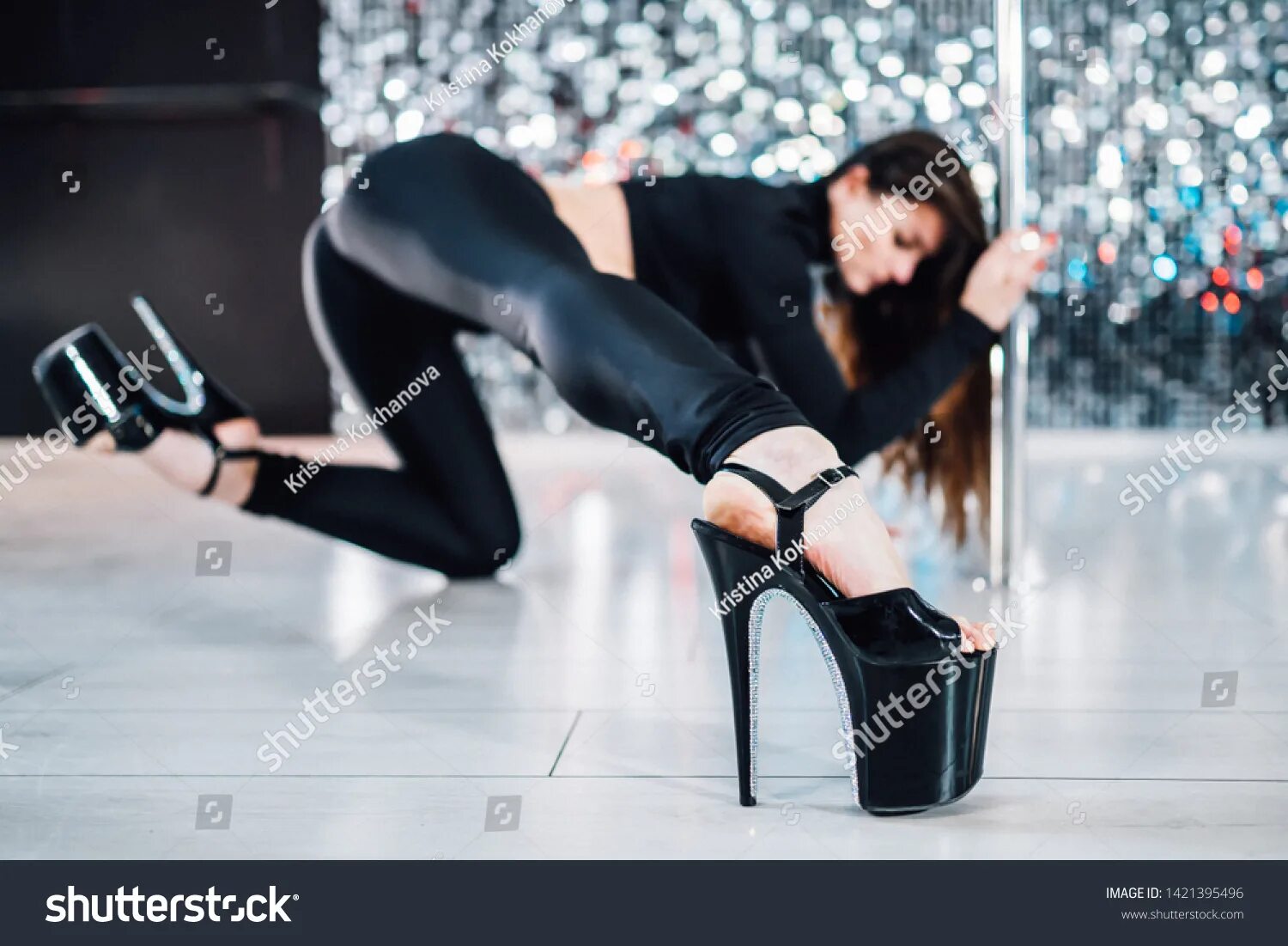 High heels dancing. High Heels танцы. High Heels стиль танца. Образы для танцев High Heels. High Heels танец фото.