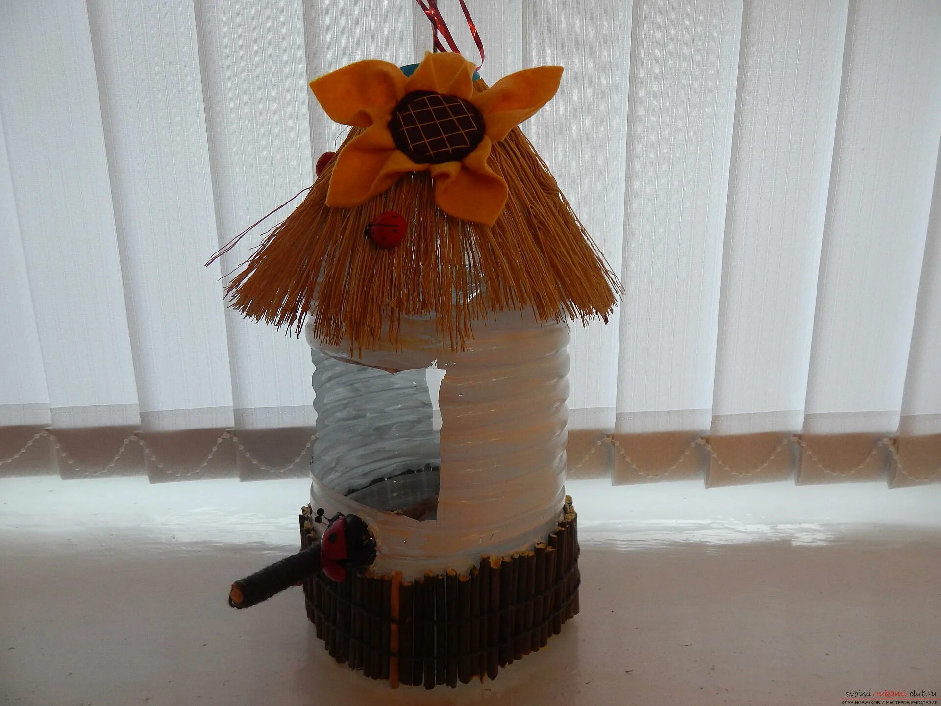 Бросовый материал поделки. Необычные материалы для поделок. Креативные поделки. Поделки из подручных. Интересные поделки.