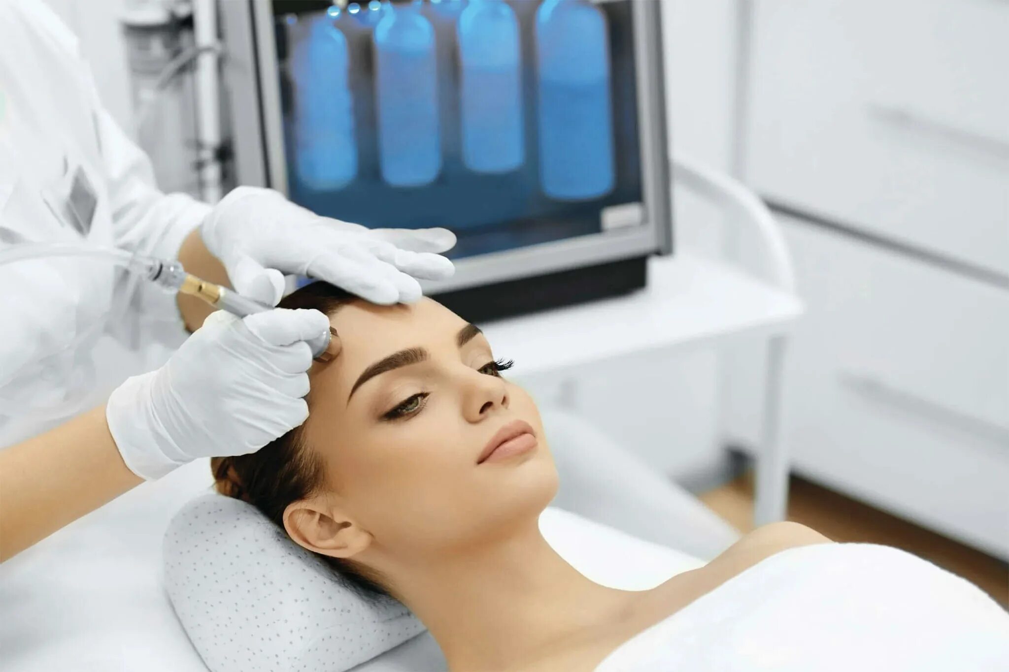 Вакуумный гидропилинг HYDRAFACIAL. Аппарат ХАЙДРАФЭШЛ. Гидропилинг и фонофорез. Аппаратная косметология гидропилинг.