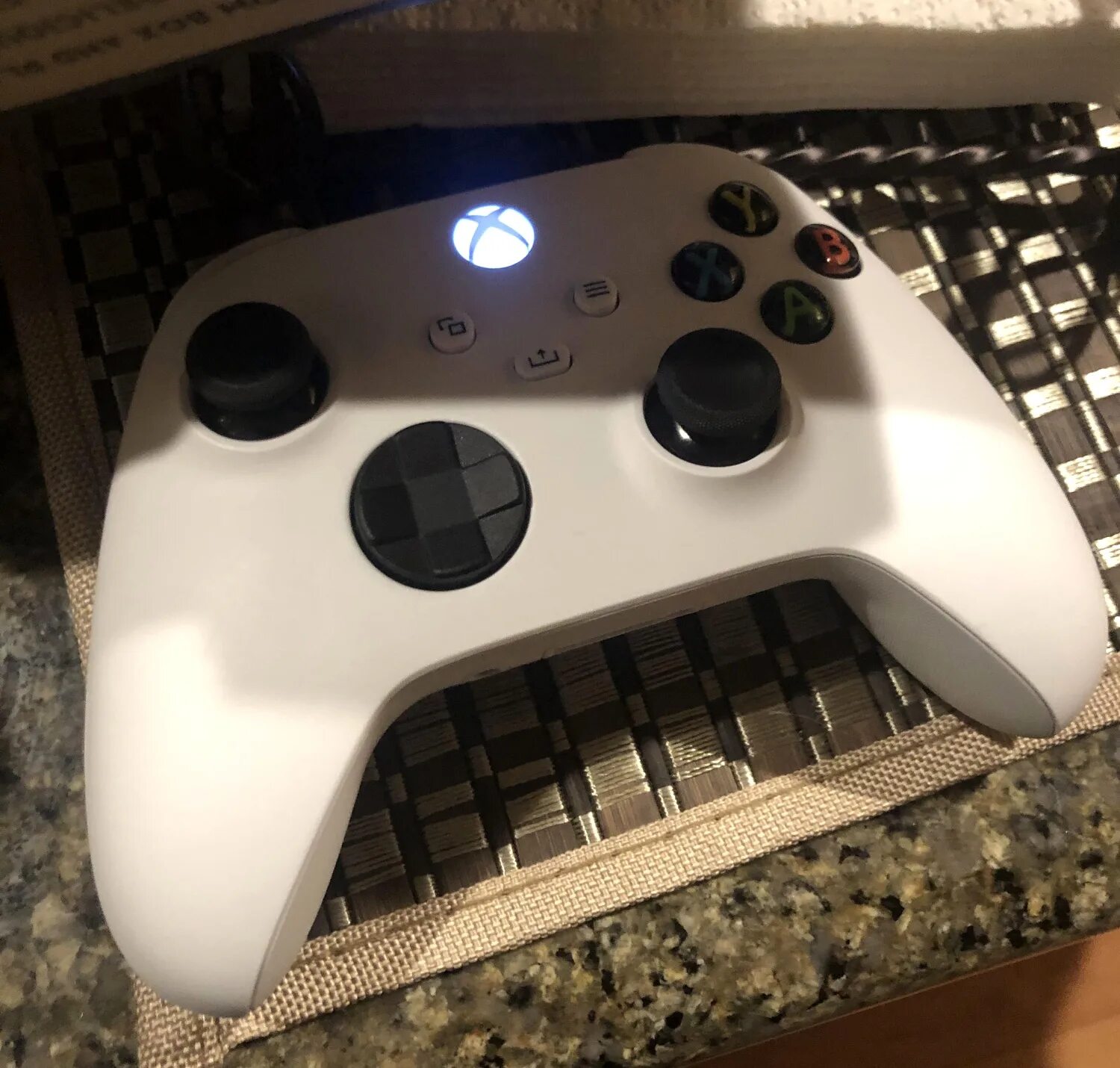 Xbox series s греется. Джойстик хбокс сериес s. геймпад xbox series s/x. геймпад хбокс s white. xbox gamepad x white.