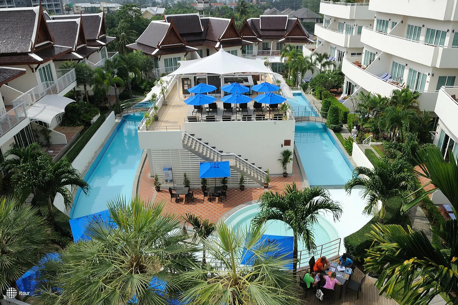 Phunawa resort phuket karon beach - spa plus. Karon sovereign all suite resort) 4*. Phunawa resort 4. Phunawa resort 4. Тайланд пхукет карон отель.