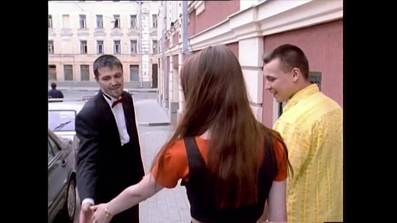 Руки вверх студент клип. Сергей жуков в клипе студент. руки вверх студент 1998. девушка из клипа студент руки вверх.