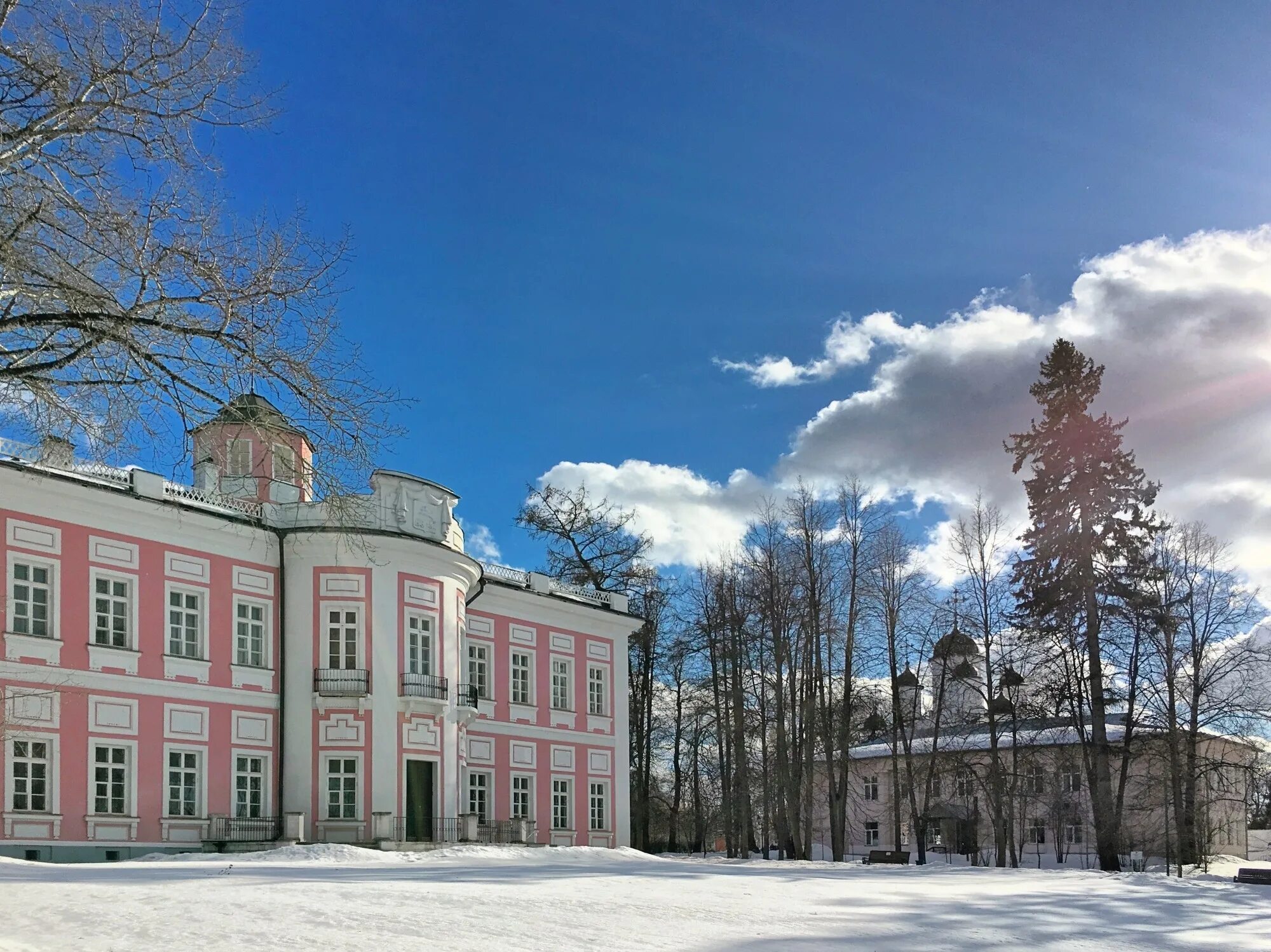 Музей-заповедник пушкина большие вяземы. Усадьба вяземы, захарово вяземы. Музей заповедник пушкина вяземы. Дом голицына в одинцовском районе. Вязёмы одинцовский район усадьба.