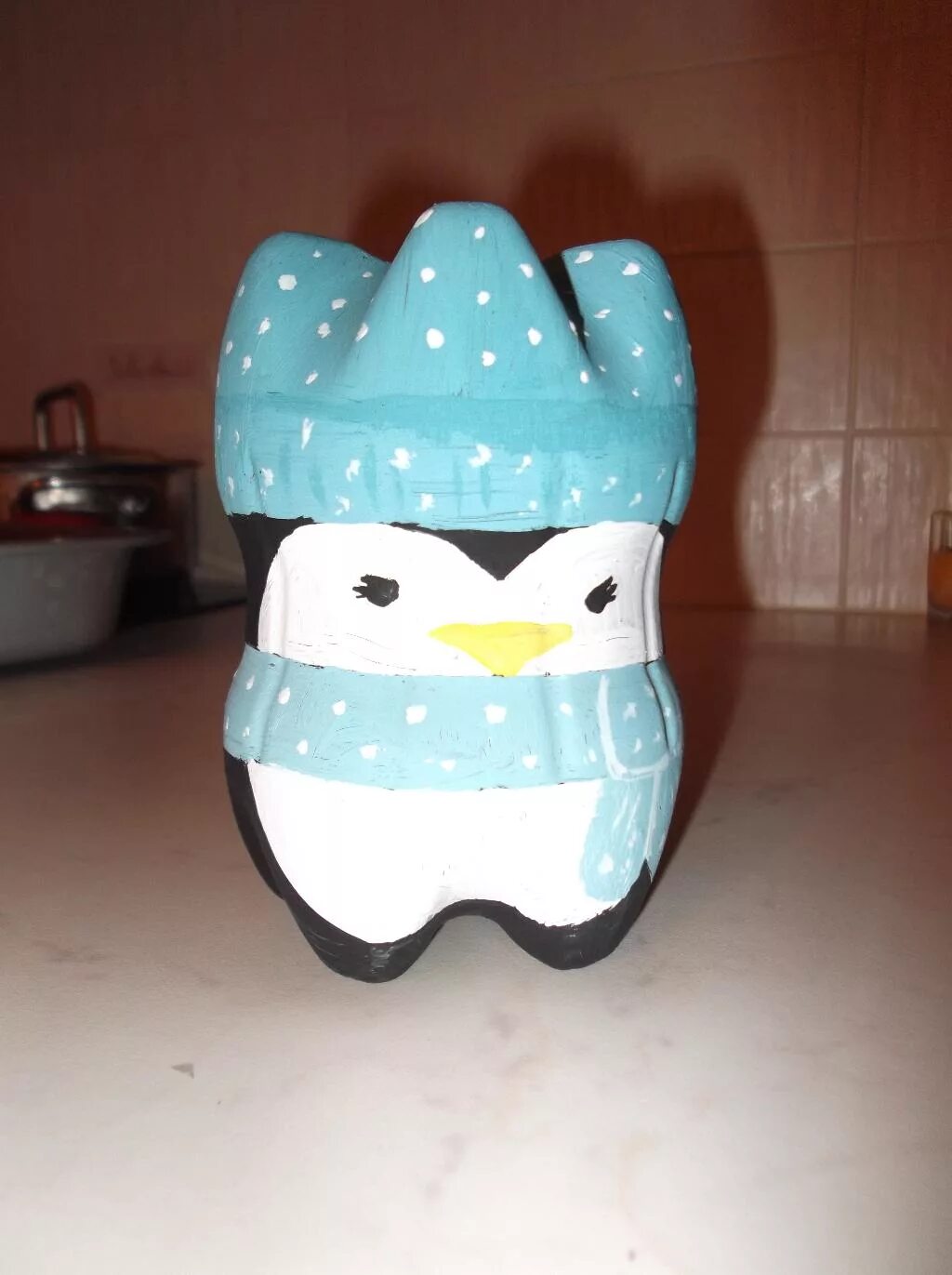 Как сделать игрушку из бутылок