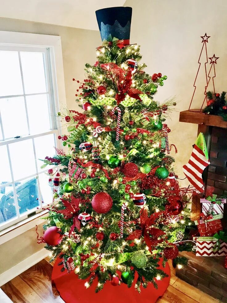 Easy To Set Up And Assemble Artificial Christmas Trees That Look Amazingly Reali