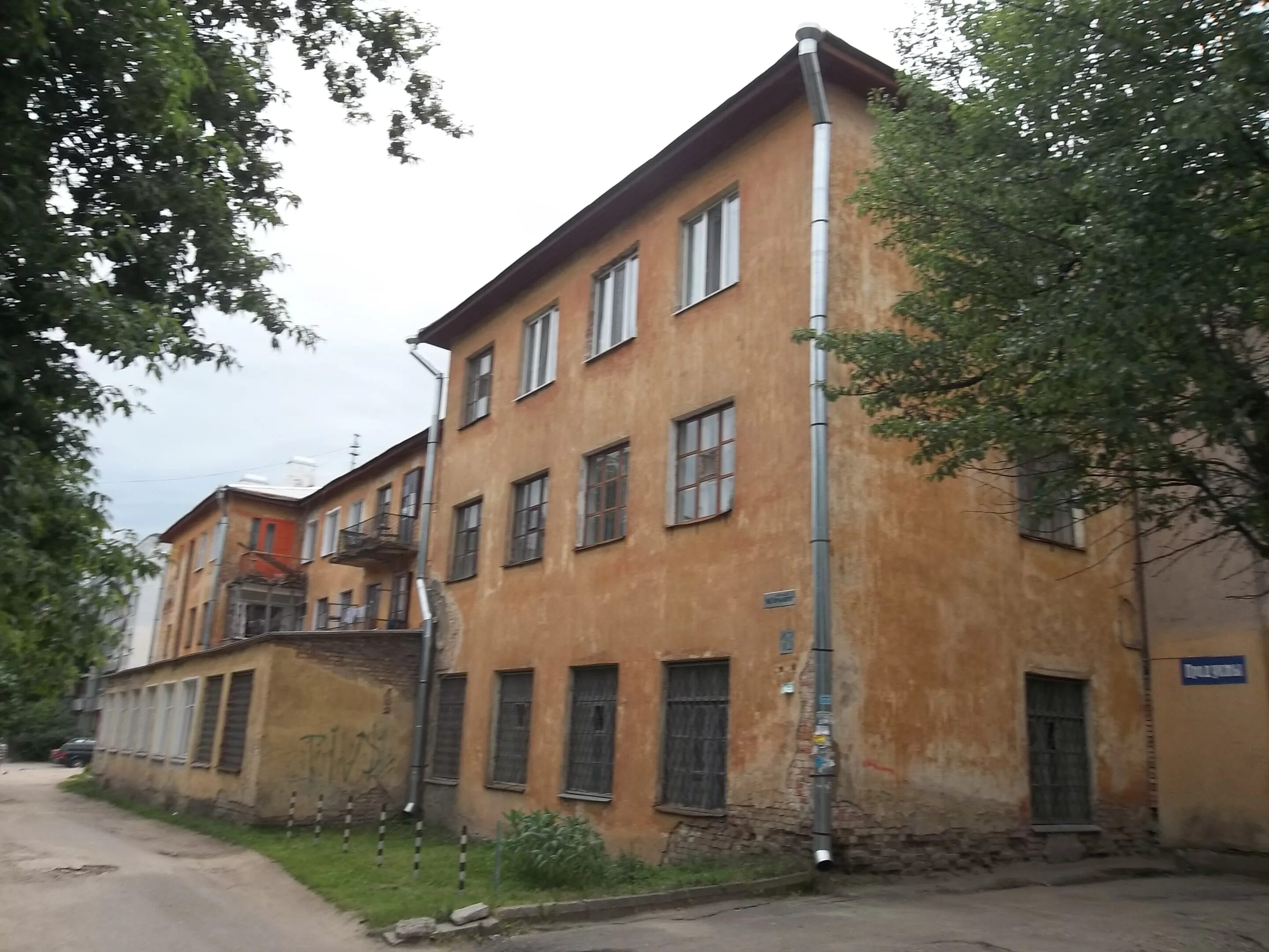 ул. М. Горького, 1 в Липецке: информация о доме, предложения о покупке и средняя