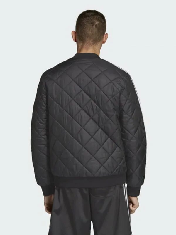 Ветровка adidas sst. Куртка diamond quilted coaches jacket black. Куртка barbour женская бордовая зима. Barbour стеганая куртка красная. Adidas sst куртка.