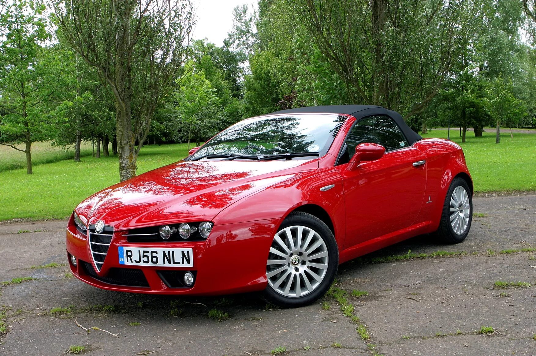 Альфа ромео авито. Alfa Romeo Spider. Alfa Romeo Spider 2007. Alfa Romeo Brera 2007. Alfa Romeo 159 Spider.