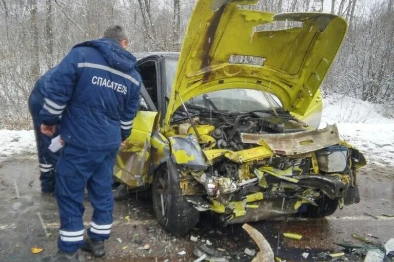 Дтп на трассе ржев тверь. Состояние дороги. Дорога ржев тверь. Дороги тверь-ржев. Трасса старица ржев.