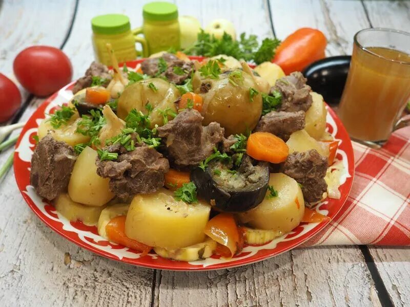 дамлама (домляма, димляма, дымляма). дымлама узбекская. дамлама (домляма, димляма, дымляма). домляма по-узбекски в казане. домляма фото.