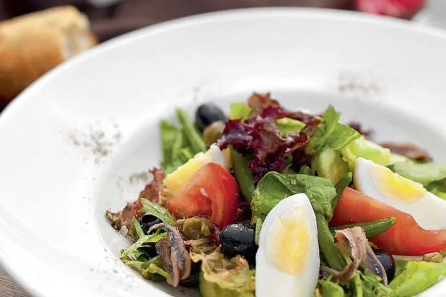 нисуаз с тунцом гриль. салат нисуаз классический рецепт от ивлева. сэндвич нисуаз. салат нисуаз классический рецепт от ивлева. салат нисуаз классический рецепт от ивлева.