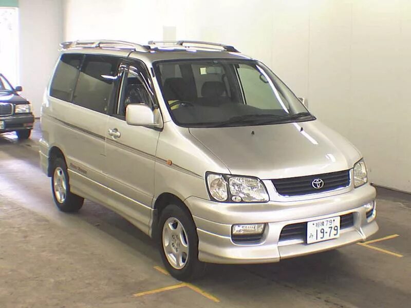 Купить таун айс в новосибирске. Тойота Ноах sr50. Тойота Lite Ace Noah. Toyota Lite Ace Noah sr50g. Тойота Ноах 2001г.