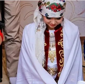 Орыс бисексуалы бейнелері