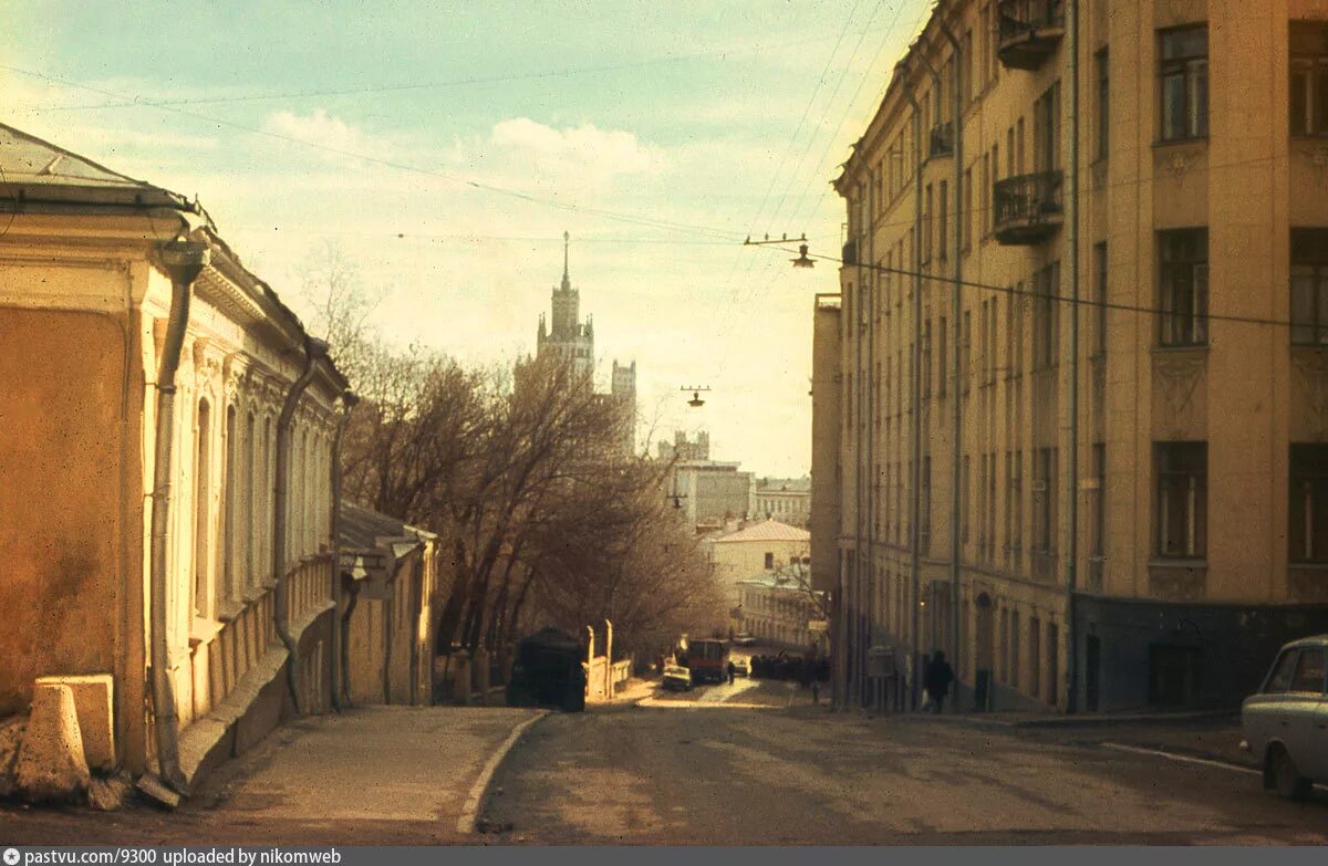 Бывший большой переулок москва. Улица Забелина в Москве. 1987 Спасоглинищевский переулок улица Архипова. Спасоглинищевский переулок Москва. Улица Архипова в Москве.