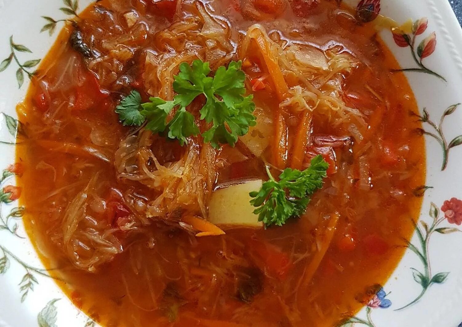 Суп с мясом в мультиварке рецепты. Суп в мультиварке. первые блюда в мультиварке. овощной суп в мультиварке. суп в мультиварке с мясом.