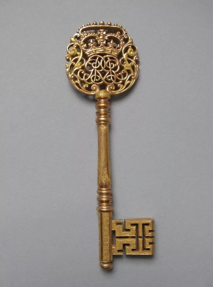 Уникальный ключ. Старинный ключ. Ключ дверной. Ключ дверной старинный. Древний ключ.